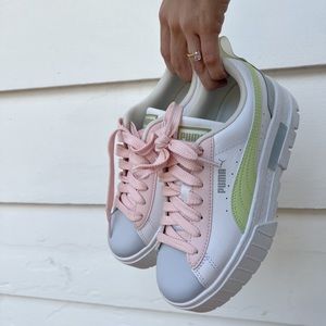 Brand New Puma Mayze Leather Color Pop Platform Sneaker